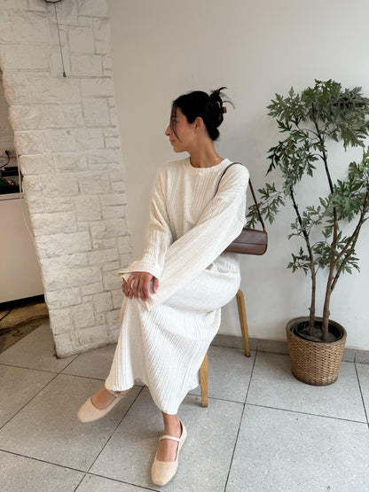The cremè linen dress