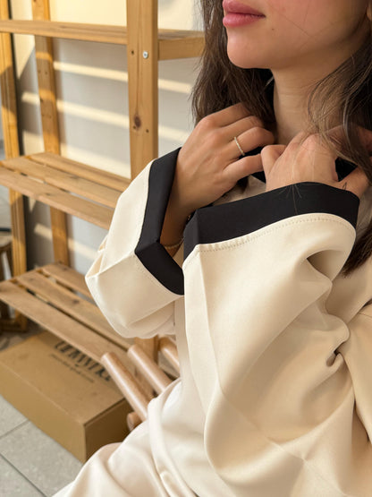 The collar dress